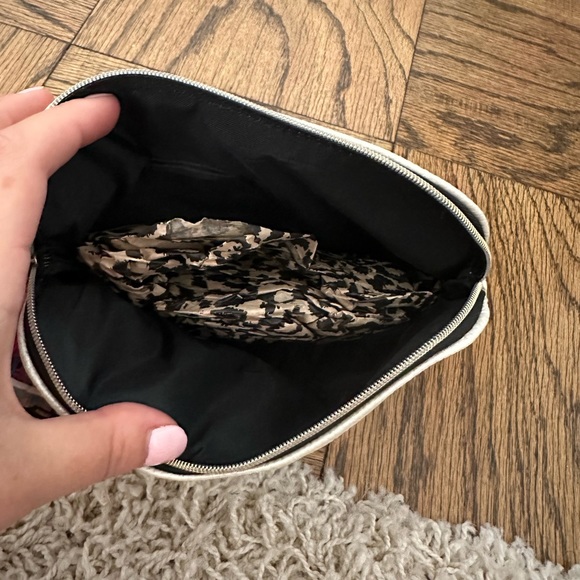 BRIDE make up case with pearl lettering - Picture 3 of 3